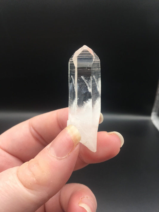 Lemurian Seed Quartz Clear Crystal Point Tower AAA Grade Mineral 4.5 cm 15g LQ8