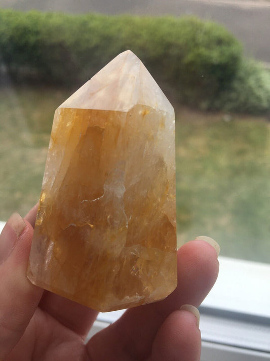 Golden Healer Quartz AAA Grade Crystal 105g 6 cm Tower Point Obelisk Healing