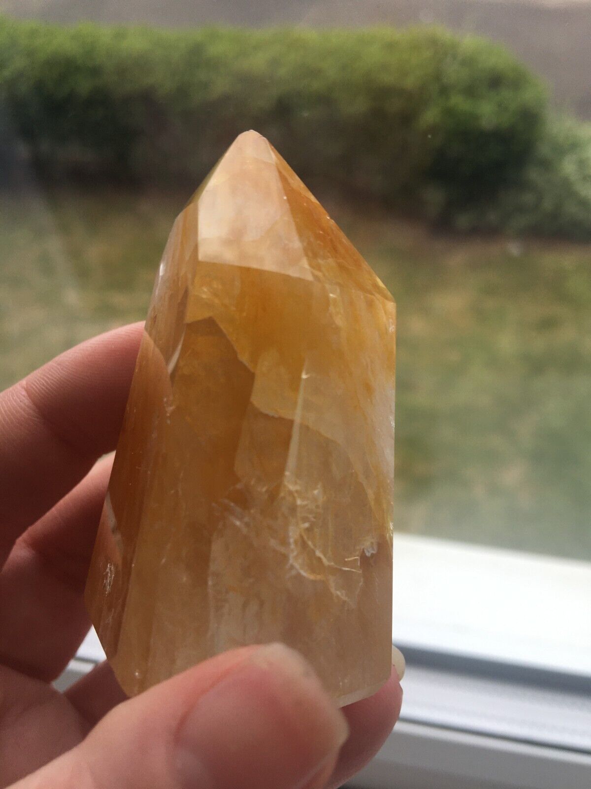 Golden Healer Quartz AAA Grade Crystal 105g 6 cm Tower Point Obelisk Healing