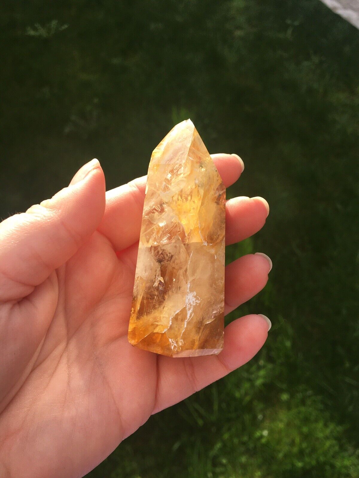 Golden Healer Quartz AAA Grade Crystal 115g 7.5 cm Tower Point Obelisk Healing